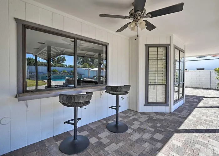 Holiday home 3 Mi To Kierland! Luxe Desert W/ Heated Pool *